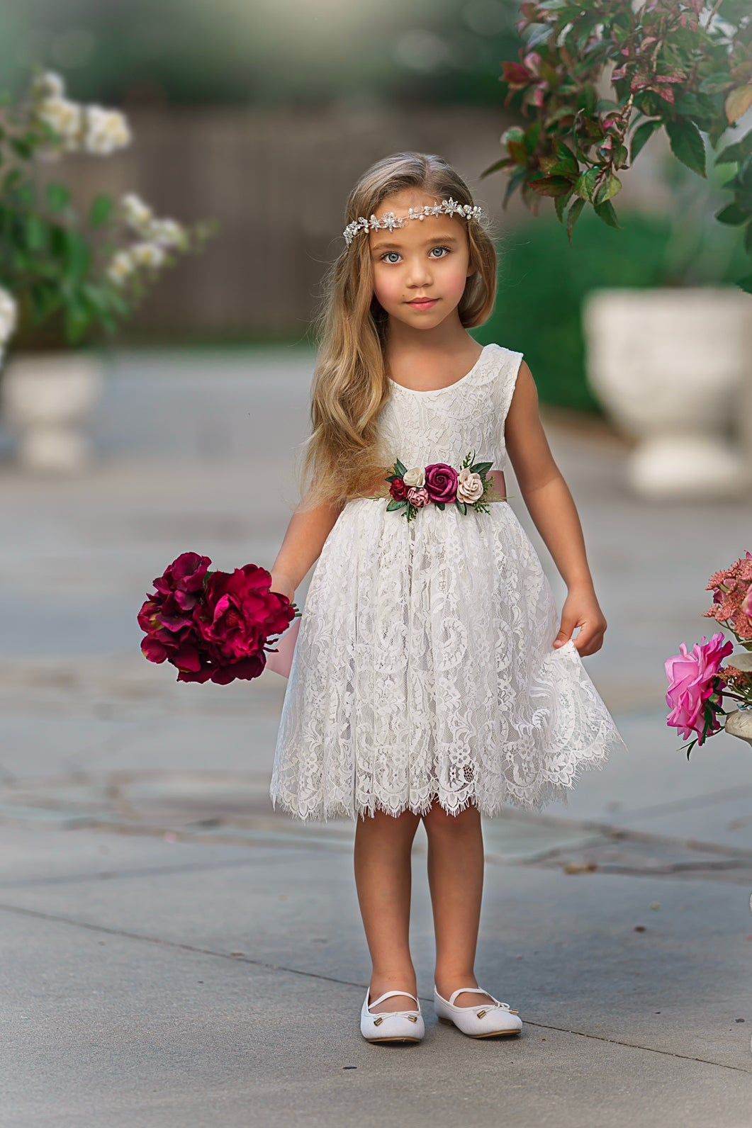 Antique Ivory and Off White Sleeveless Knee Length Lace Flower Girl Dresses - The Little Kitten Boutique