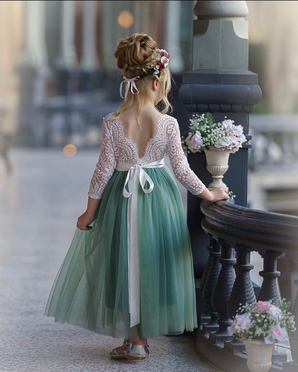 White lace bodice and tulle skirt dress for girls